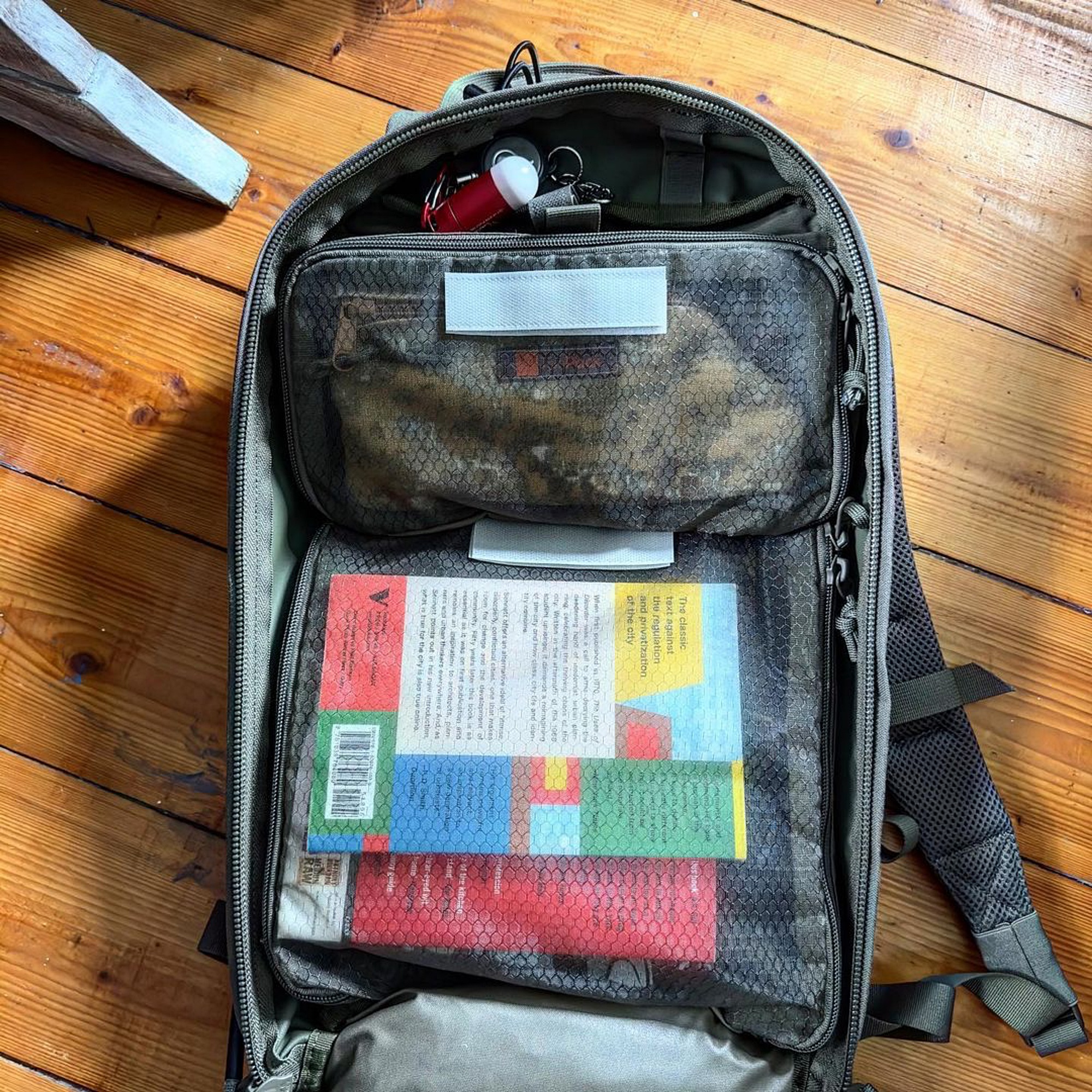 The Tasmanian Tiger TT Survival Bag
